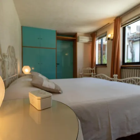 Bed and Breakfast Attico Di Charme Verona Exterior foto