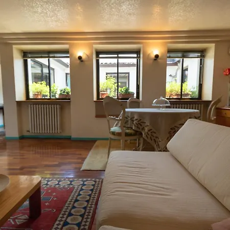 Bed and Breakfast Attico Di Charme Verona Exterior foto